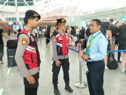 Polres Kawasan Bandara Ngurah Rai Tingkatkan Pengamanan Malam Hari di Terminal Internasional