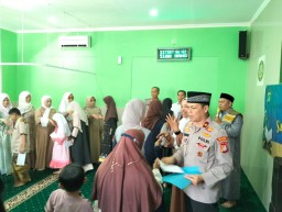 Polsek Jatinegara Gelar Khotmil Quran dan Santunan Anak Yatim, Wujud Kepedulian di Balik Seragam