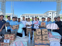 Lapas Narkotika Kelas IIA Pamekasan Distribusikan Peralatan Mandi kepada Warga Binaan