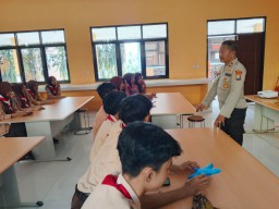Polres Pasuruan Dorong Penguatan Karakter Pelajar Lewat Pembinaan Saka Bhayangkara di SMAN 1 Lumbang
