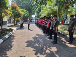 Polri Siaga untuk Negeri: Pengamanan Kedatangan Wapres dan Ibu Wapres di Halim PK Berjalan Kondusif