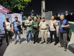 Tiga Pilar Bergerak, Polsek Jatinegara Gelar Patroli Antisipasi Tawuran di Tengah Malam