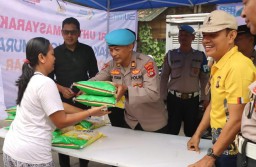 Polresta Denpasar Gelar Bazaar Gerakan Pangan Murah, Sediakan Dua Ton Beras SPHP Untuk Warga