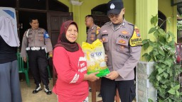 Polres Pasuruan Gelorakan Pasar Murah di 17 Polsek Untuk Bantu Ekonomi Warga