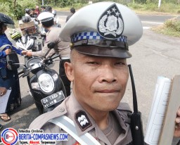 Warga Berikan Pujian kepada Aipda Mashudi, Polisi Lalu Lintas yang Berdedikasi
