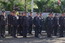 Polres Bandara Gelar Upacara HUT ke-80 RI, Wakapolres Pimpin Jalannya Upacara Dengan Khidmat