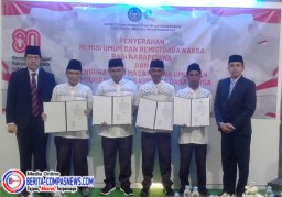 Penyerahan Remisi Umum dan Remisi Dasawarsa di Rutan Kelas IIB Sampang