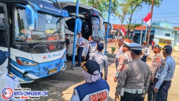 Satlantas Polres Sampang Pastikan Kendaraan Angkutan Umum dan Pariwisata Memenuhi Persyaratan