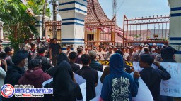 Pungutan PTSL Melebihi Ketentuan: Mahasiswa Sampang Tuntut Keadilan