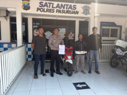 Motor Hilang 7 Bulan di Jombang, Kembali ke Tangan Pemilik Saat Operasi Lalu Lintas Polres Pasuruan