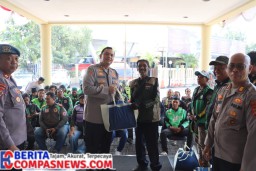 Polres Priok Gelar Bakti Kesehatan Gratis dan Bakti Sosial, kepada Driver Ojol"