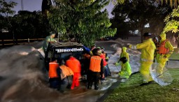 Denpasar Badung Dikepung Banjir Polda Bali dan Jajaran Evakuasi Korban