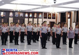 27 Pati Polri Naik Pangkat dalam Upacara Korps Rapor