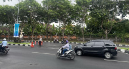 Satlantas Bandara Ngurah Rai Maksimalkan Pengaturan Lalu Lintas Pagi Hari