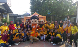 Ketua PKK RW 014 Dampingi Ketua RT 01 dalam Event "Autan Riko Wara-Wiri"
