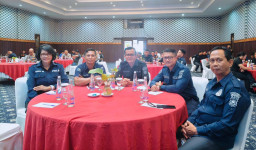 Humas Polres Bandara Ngurah Rai Ikuti Latkatpuan Public Speaking