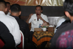 Tekankan Disiplin dan Integritas Tugas, Kalapas I Madiun Berikan Pengarahan Kepada Jajaran Pengamanan