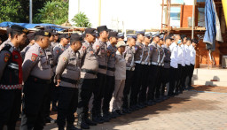 Polres Bandara Ngurah Rai Gelar Apel Pagi, Wakapolres Tekankan Reformasi Pelayanan dan Disiplin Personel