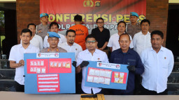 Edarkan Sabu Hampir Satu Kilogram dan Ekstasi, Satresnarkoba Polresta Denpasar Ringkus Residivis Asal Banyuwangi