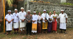 Kapolsek Dentim Hadiri Upacara Melaspas Situs Kertalangu, Dukung Pelestarian Nilai Budaya dan Spiritualitas Bali