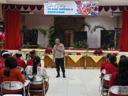 Generasi Muda Hebat Tanpa Narkoba, Kekerasan, dan Bullying; Pesan Kapolsek Dentim di Hadapan Siswa SMKN 5 Denpasar