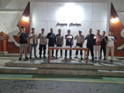 Cegah Adanya Benda Terlarang, Lapas Kelas I Madiun Bersama Polri Laksanakan Razia di Blok Hunian