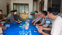 Takziah Kapolsek Jrengik untuk Korban Ambruknya Mushola Ponpes Al-Khoziny