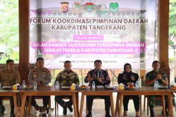 Jalin Kedekatan, Kapolresta Tangerang dan Forkopimda Ngopi Bareng Komunitas Buruh
