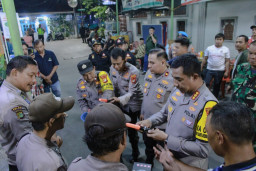 Kapolres Metro Jakarta Barat, Sambang Dan Pengecekan Pos Satkamling. 