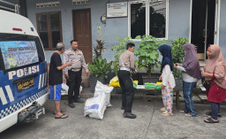 Satlantas Polres Pelabuhan Tanjung Priok Salurkan Beras Murah ke Warga Sunter Agung