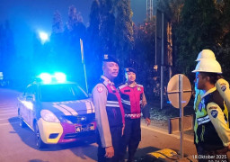 Satsamapta Polres  Priok, Gelar Patroli Dialogis, Wujudkan Kamtibmas Kondusif di Area Pelabuhan"