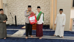 Kapolresta Tangerang Laksanakan Program “Subuh Keliling” di Masjid Ash-Shomad Citra Raya, Ajak Warga Jaga Kondusifitas