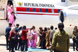 Ketua Bhayangkari Bali Sambut Hangat Kunjungan Ibu Wakil Presiden RI Selvi Gibran Rakabuming