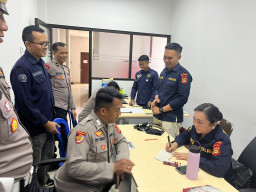 Bid Dokkes Polda Bali Cek Kesehatan Personel Polres Bandara Ngurah Rai