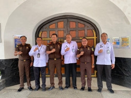 Perkuat Sinergitas Antar Aparat Penegak Hukum, Kalapas Narkotika Pamekasan Lakukan Silaturahmi dengan Kejari 