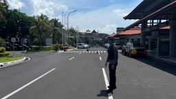 Polres Bandara Ngurah Rai Pastikan Kelancaran Lalin di Area Keberangkatan Domestik