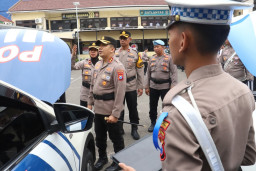 Tekan Angka Laka Lantas, Polres Pelabuhan Tanjung Perak  Laksanakan Apel Gelar Pasukan Operasi Zebra Semeru 2025