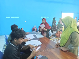 Penyaluran BLTS Kesra 2025 di Desa Sumberjaya Berjalan Lancar, Ditekankan Tanpa Potongan Apapun