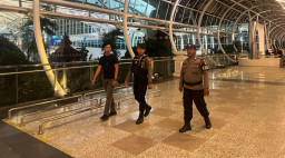 Patroli Preventif Polres Bandara Ngurah Rai Tingkatkan Keamanan di Terminal Internasional