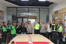 Kapolres Metro Tangerang Kota bentuk "Ojol Mart Mitra Polri