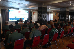 Wujudkan Satuan Bersih Narkoba, Prajurit dan PNS Korem 052/Wkr Ikuti Penyuluhan dan Tes Urine