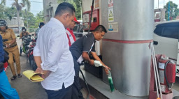 Gercep Tanggapi Keluhan Masyarakat, Polres Bondowoso Sidak SPBU untuk Cek Langsung Kondisi BBM 