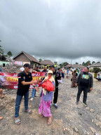 Organisasi Masyarakat Jawara Bersatu, Salurkan Bantuan Logistik Kepada Para Pengungsi Korban Erupsi Gunung Semeru