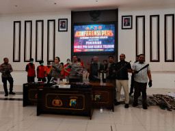 Polrestabes Surabaya Berhasil Amankan Delapan Pelaku Pencurian Kabel PJU dan Telkom