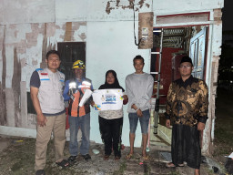 YBM PLN UIP JBTB Salurkan Program Berbagi Cahaya untuk Sahabat Seiman dan Pelaku UMKM di Gresik Selatan