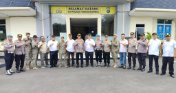 Apel Gabungan Kamtibmas Dalam Rangka Menjaga Kondusifitas dan Stabilitas Keamanan Menjelang Natal 2025 DAN TAHUN 2026 di
