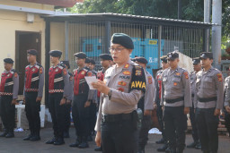 Wakapolres Bandara Ngurah Rai Pimpin Apel Pagi, Tekankan Kesiapan Ops Lilin Agung 2025