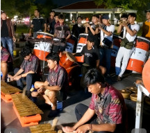​"Lanceng Kajuk Pukau Warga Sampang dalam Gelaran Amal"