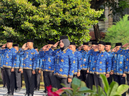 Lapas Narkotika Kelas llA Pamekasan Laksanakan Upacara Dalam Rangka Peringati Hari Ibu ke-97 Tahun