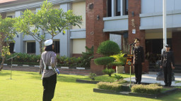 Polresta Denpasar Gelar Upacara Peringatan Hari Ibu ke-97 Tahun 2025